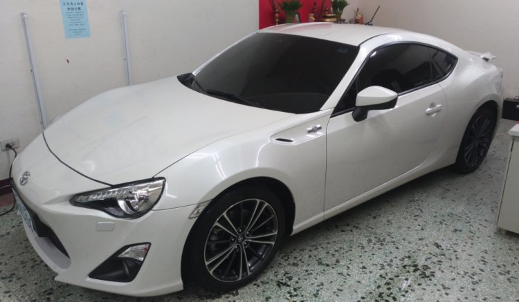 2013 Toyota 86 Limited(白)