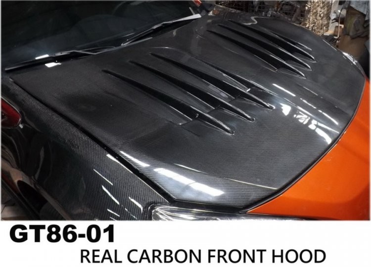 GT86-01 (REAL CARBON FRONT HOOD ).jpg